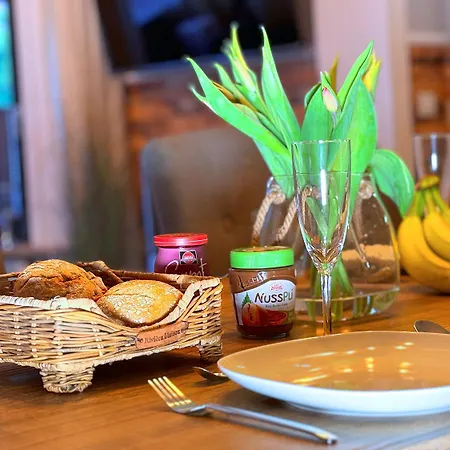 Mila Eg - By Mila Ferienarpartments - Hafen, Eigener Parkplatz, Terrasse Büsum