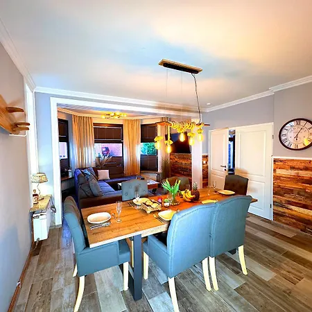 Mila Eg - By Mila Ferienarpartments - Hafen, Eigener Parkplatz, Terrasse Apartament