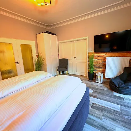 Apartament Mila Eg - By Mila Ferienarpartments - Hafen, Eigener Parkplatz, Terrasse Büsum