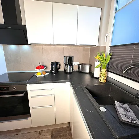 Apartman Mila Eg - By Mila Ferienarpartments - Hafen, Eigener Parkplatz, Terrasse *
