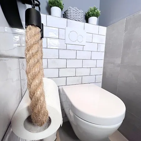 Mila Eg - By Mila Ferienarpartments - Hafen, Eigener Parkplatz, Terrasse Apartment *